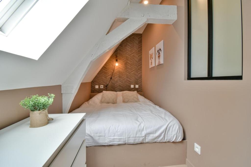 Residence Jean Hardy - Hyper Centre, Parking Gratuit, Wifi, Clim, Gare Βαλενσιέν Εξωτερικό φωτογραφία