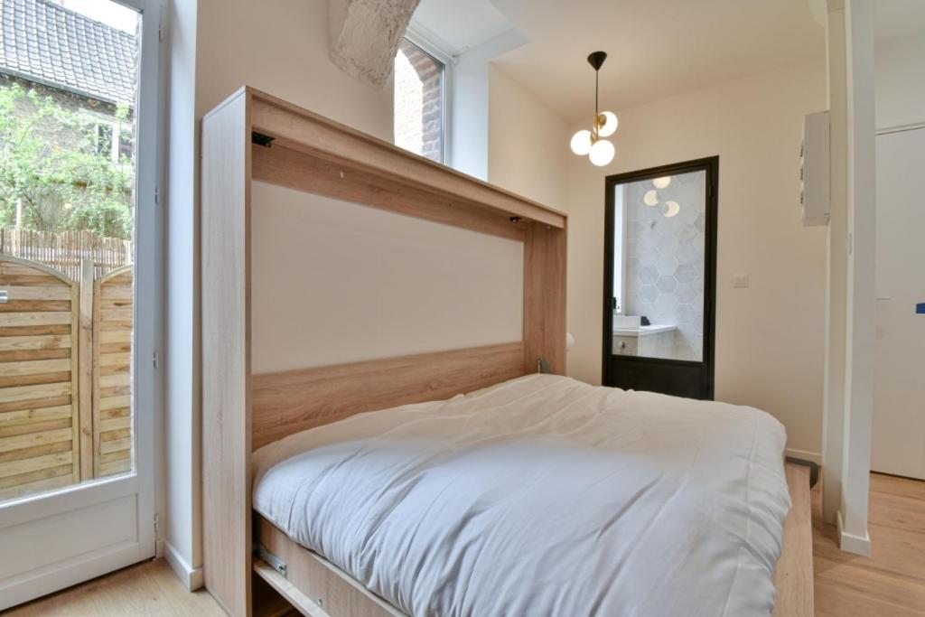 Residence Jean Hardy - Hyper Centre, Parking Gratuit, Wifi, Clim, Gare Βαλενσιέν Εξωτερικό φωτογραφία