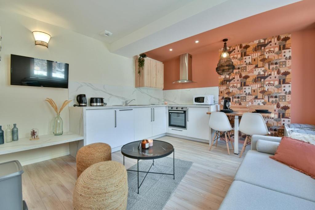Residence Jean Hardy - Hyper Centre, Parking Gratuit, Wifi, Clim, Gare Βαλενσιέν Εξωτερικό φωτογραφία